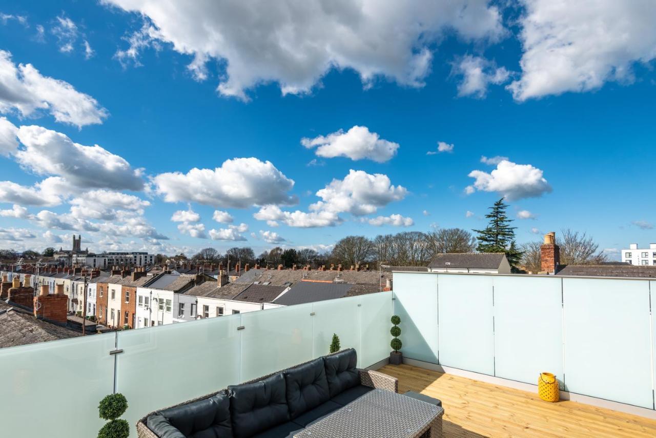 The Burton Penthouse By Fortuna Property Cheltenham Eksteriør billede